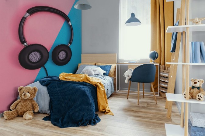 Image de Headphones on a bright split background