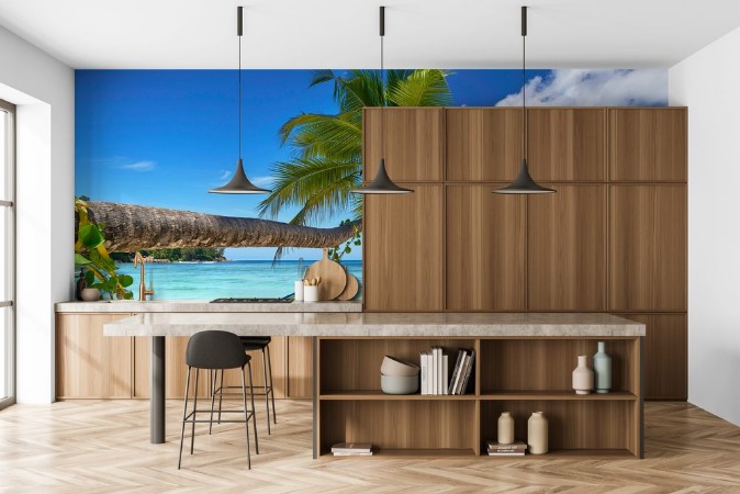 Picture of Hngematte an gebogener Palme am Meer