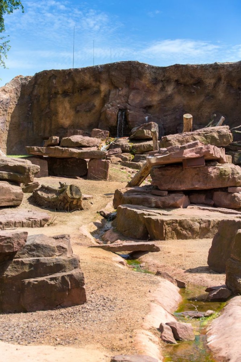 Image de Gartenanlage mit Wassergraben