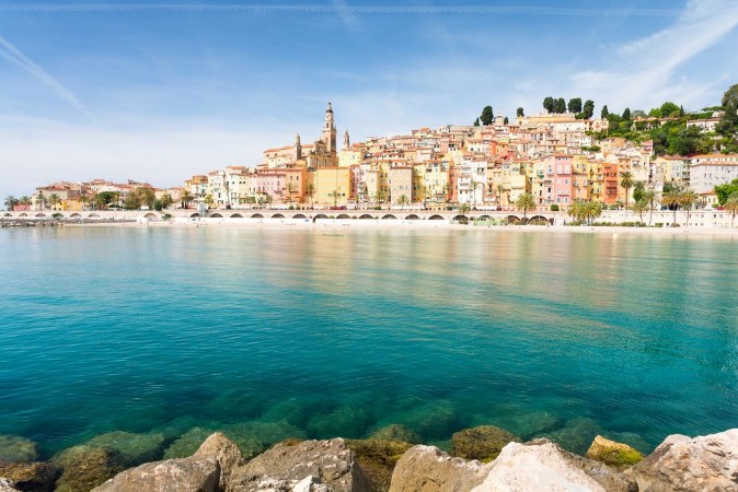 Image de Färgglada hus i Menton på franska rivieran