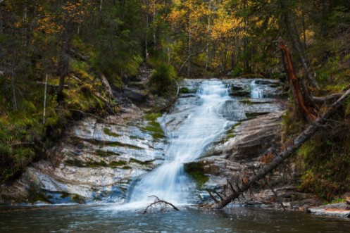 Image de Waterfall on river Shinok