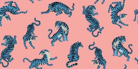 Снимка на Tiger pattern pink