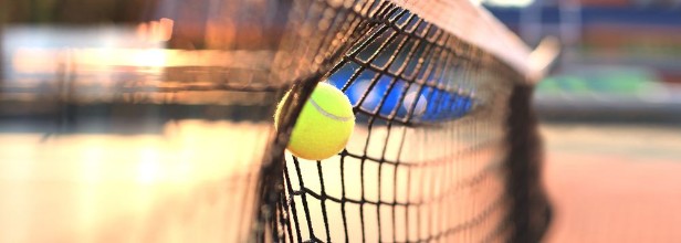 Slika Tennis Ball Hitting The Net