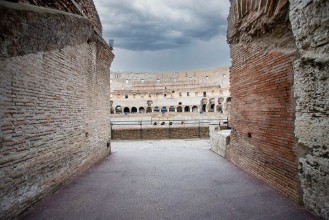 Bild von Inside Colosseum Walls