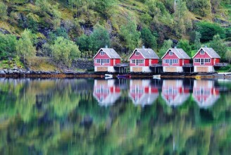 Afbeeldingen van Fishing huts