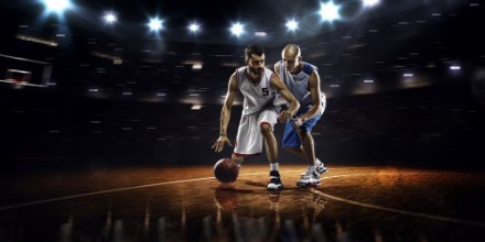 Imagen de Two Basketball Players in Action