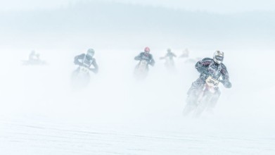 Afbeeldingen van Through the Snow