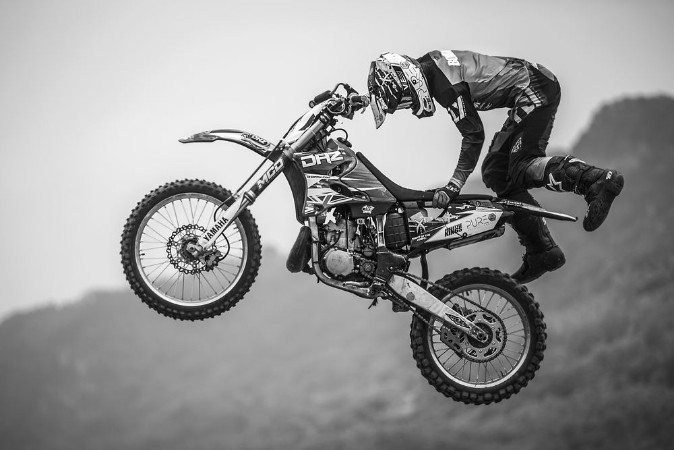 Battle of transcendence photowallpaper Scandiwall