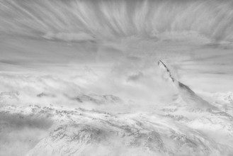 Obrazek Releasing From Clouds