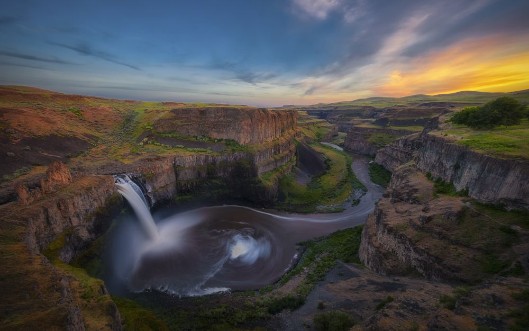 Afbeeldingen van Sunset at Palouse Falls