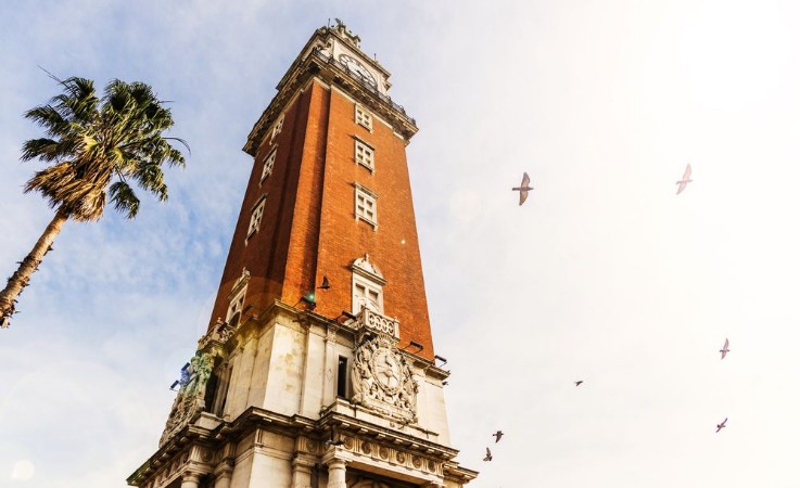 Εικόνα της Torre Monumental Torre de los Ingleses clock tower in Retiro neighborhood Buenos Aires Argentina