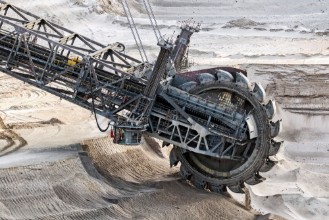 Bild vun Bucket-wheel excavator mining