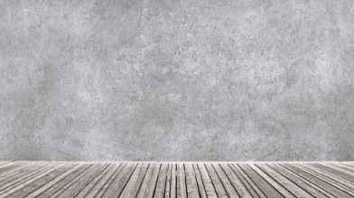 Image de Raum mit Holzboden und Sichtbetonwand 