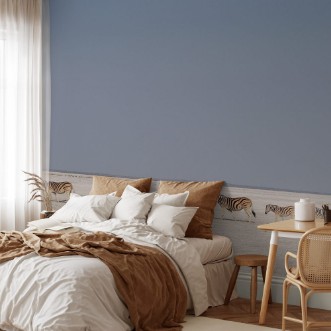 Bild på Zebra Herde zieht durch die Etosha Salz Pfanne Etosha Nationalpark Namibia