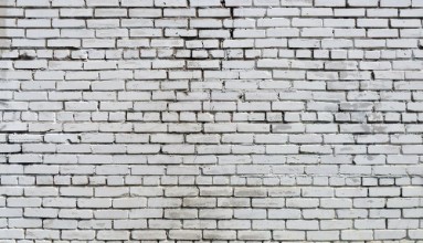 Image de Brick wall painted with white paint