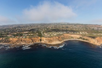 Image de Pacific coast aerial view of Rancho Palos Verdes in Los Angeles County California 
