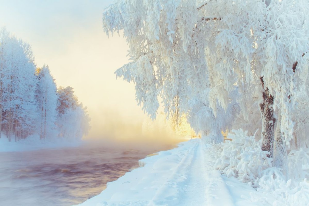 Bild på Snowy river view from Kuhmo Finland