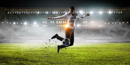 Afbeeldingen van She is playing her own game Mixed media