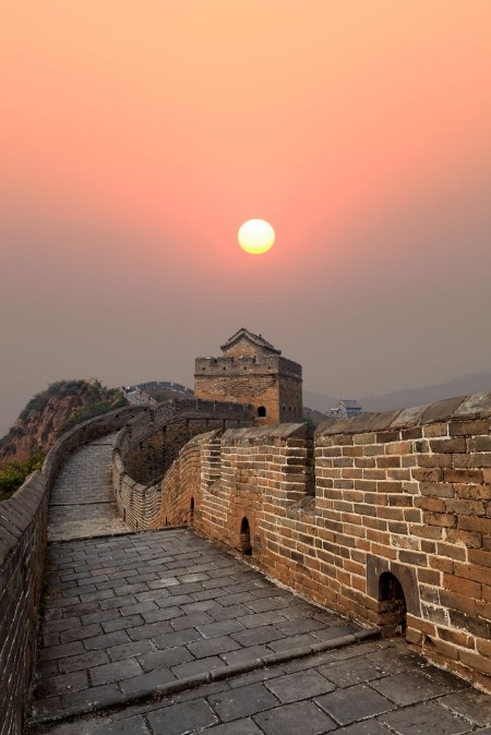 Afbeeldingen van Great wall in autumn sunset