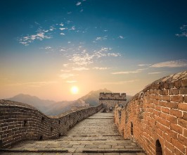 Image de The great wall at dusk