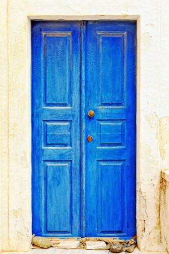 Obrazek Blue traditional door in Pyrgos