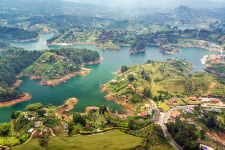 Slika Guatape Lake