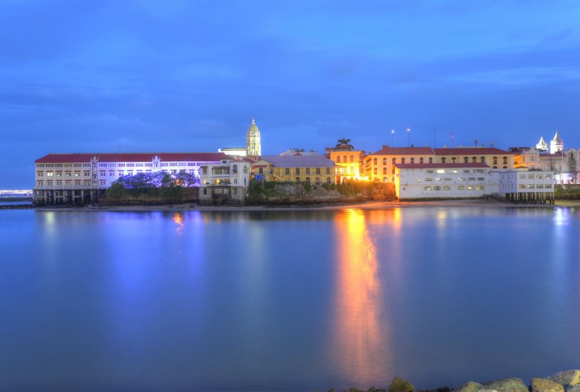 Image de Panama City Casco Viejo in the twilight