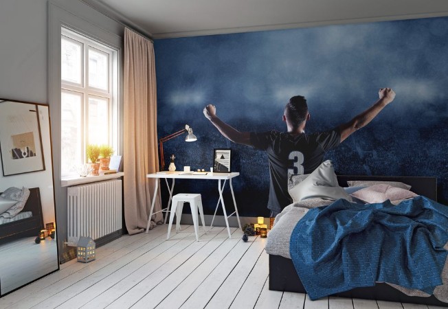 Afbeeldingen van Hispanic Soccer Player Celebrating winning the game