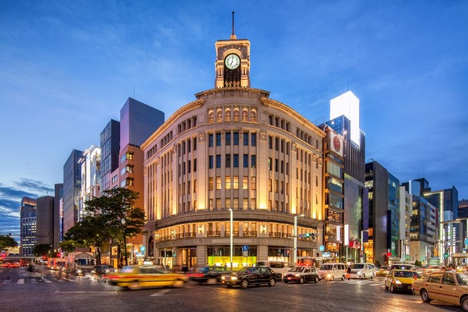 Ginza in Tokyo photowallpaper Scandiwall