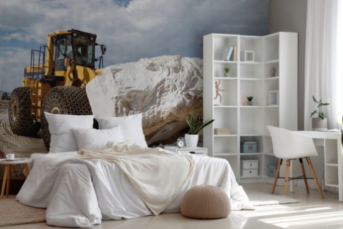 Image de A loader in marble quarry