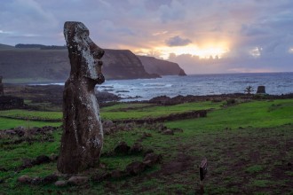 Picture of Dawn on Isla de Pascua Rapa Nui Easter Island