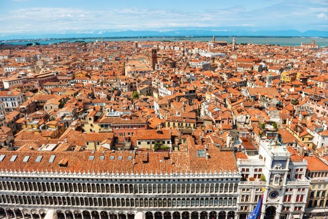 Bild på Venice roofs from above