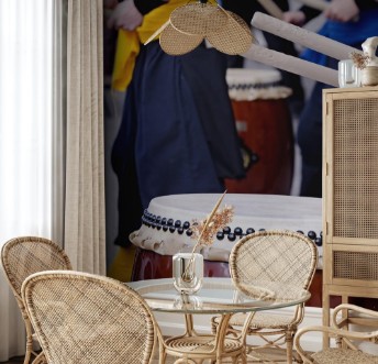 Image de Group of musicians are playing on traditional japanese