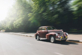 Image de Retro car speed ride on road