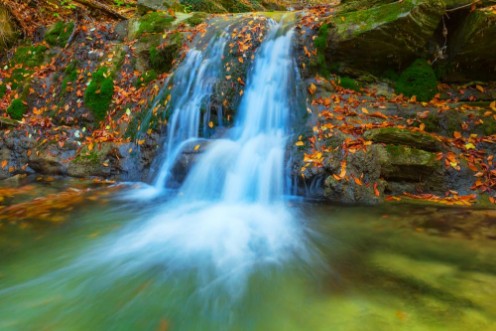 Afbeeldingen van Small waterfall scene