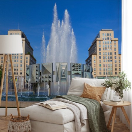 Afbeeldingen van Fountain at the Strausberger Platz in the district of Friedrichshain Berlin