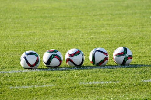 Image de Soccer balls on the field
