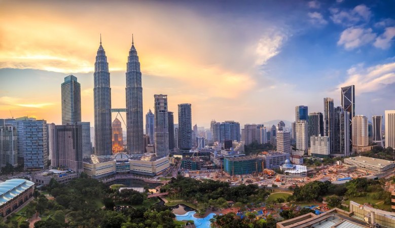 Afbeeldingen van Kuala Lumper skyline at sunset
