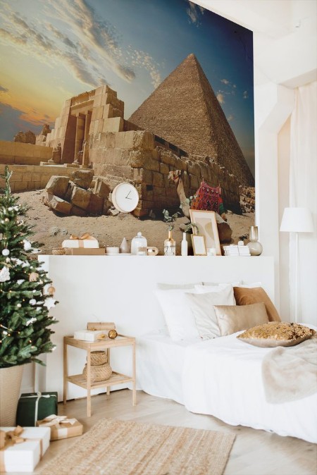 Bild på Camel near ruins