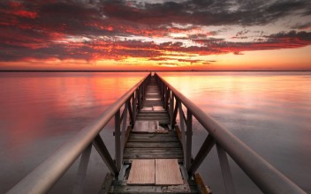 Image de Ancient industrial pier 