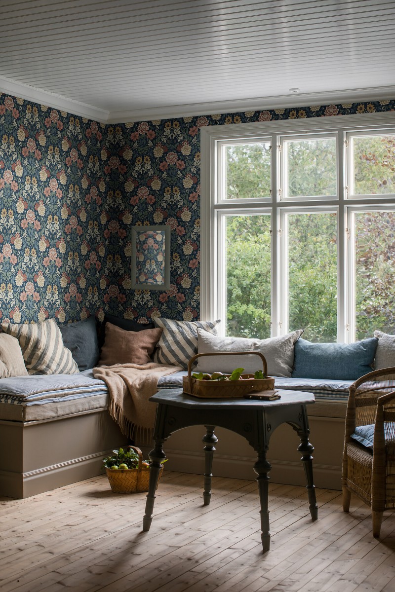 Picture of Coloring - Dahlia Garden - 7690 - 00116-01