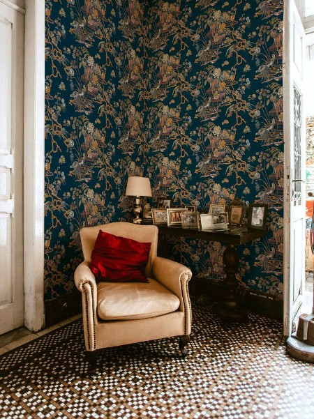 Sacred Pheasants Sapphire - B00113 wallpaper Coordonné