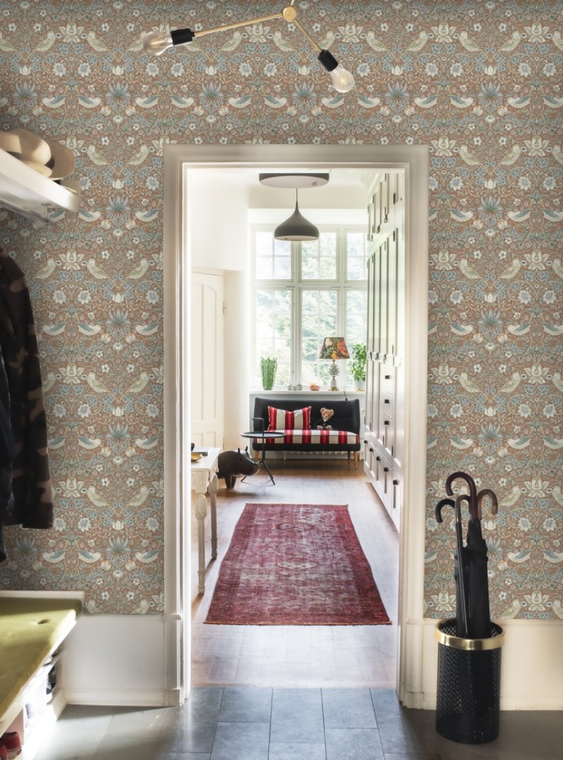 Strawberry Thief Oaknut/Woad - 217546 wallpaper William Morris