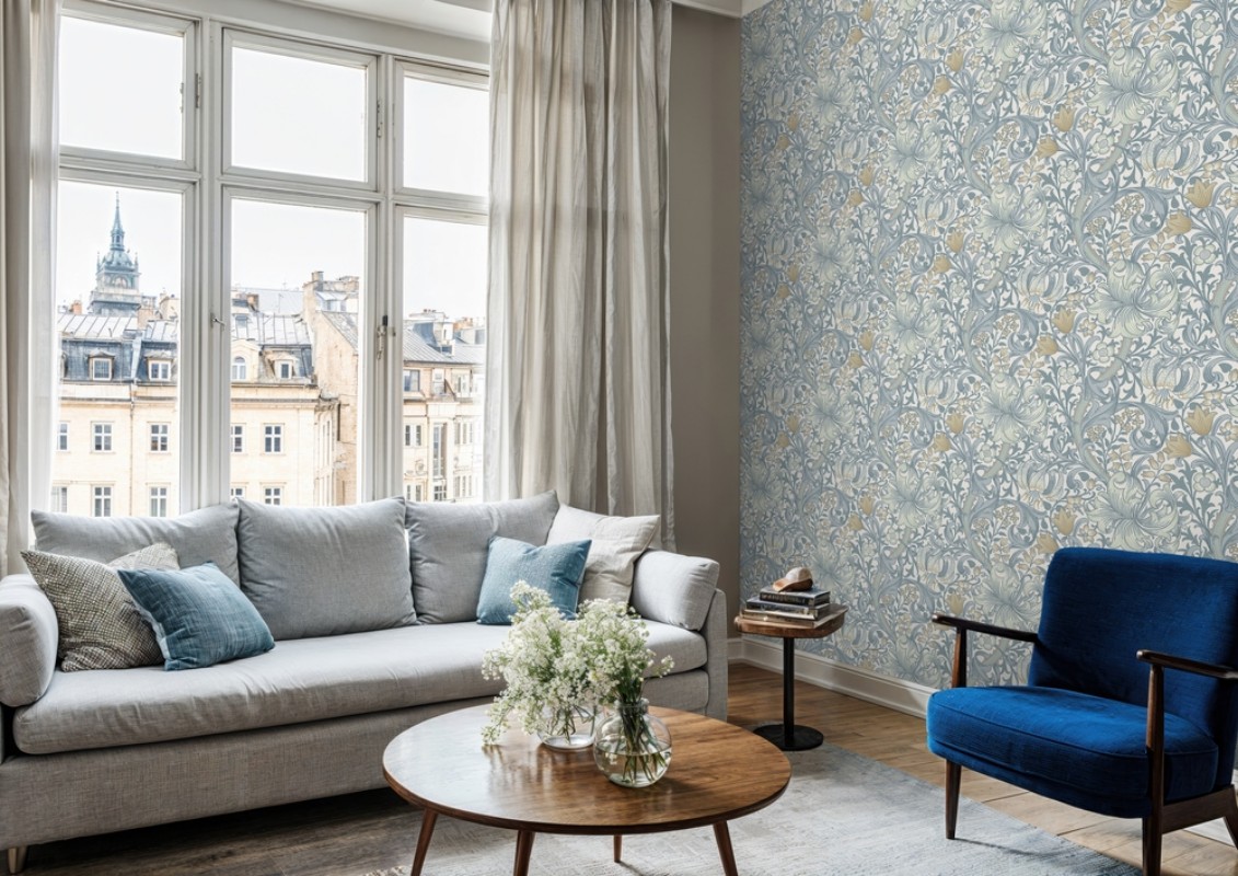 Golden Lily Logwood/Clay - 217552 wallpaper William Morris